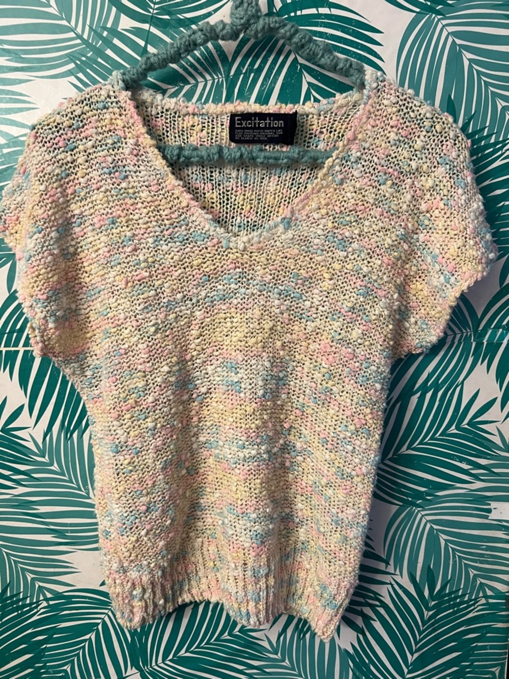 Vintage Pastel Multicolor V-Neck Sweater Sz S knit w/ ball detail